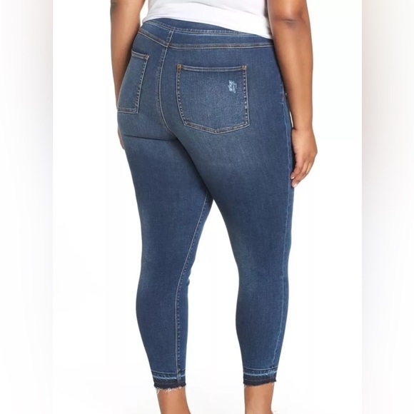 Spanx Distressed Denim Legging Jeans Medium Blue Wash Raw Hem Plus Size 2X NEW - Picture 4 of 14